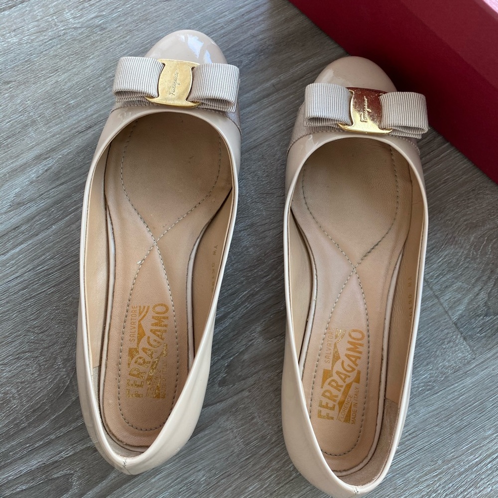 ferragamo varina flat shoes